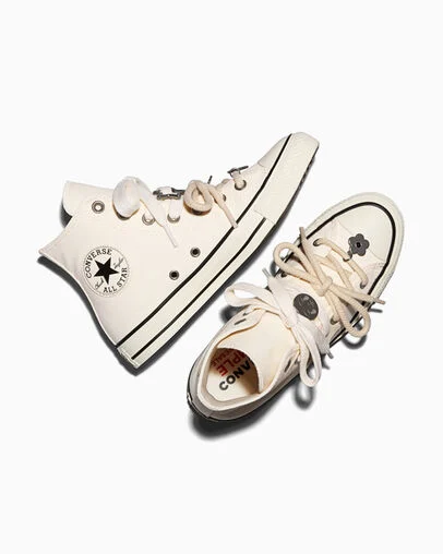 Chuck Taylor All Star Nostalgic Charms Egret/Egret/Black, Angled View