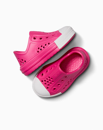Chuck Taylor All Star Play Lite CX Chaos Fuchsia/Chaos Fuchsia, Angled View