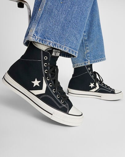 Star Player 76 Black/Vintage White, Reflective View