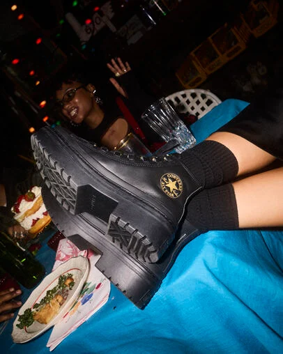 Chuck Taylor All Star Lugged Heel Platform Waterproof Leather Black/Black/Gold, Detail Angle View