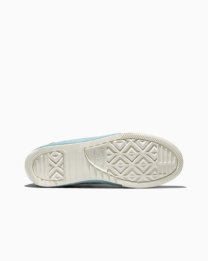 Chuck Taylor Lo Clear Skies Blue/Golden View/Egret, Outsole View