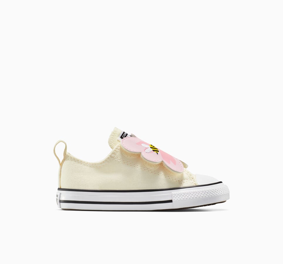 Chuck Taylor All Star One Strap Easy-On Embroidered Florals Egret/Lt Jellyfish Jitter