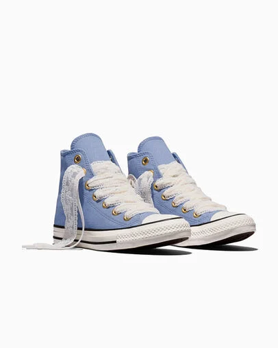 Chuck Taylor All Star Lace Icy Demeanor/Vintage White, Top and Side View