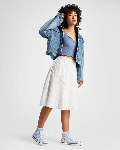 Chuck Taylor All Star Mini Flowers White/Gnarly Blue, On Foot Shot 1