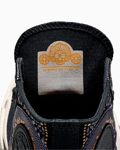 Chuck 70 D&iacute;a de Muertos Black/Classic Ecru, Detail Angle View