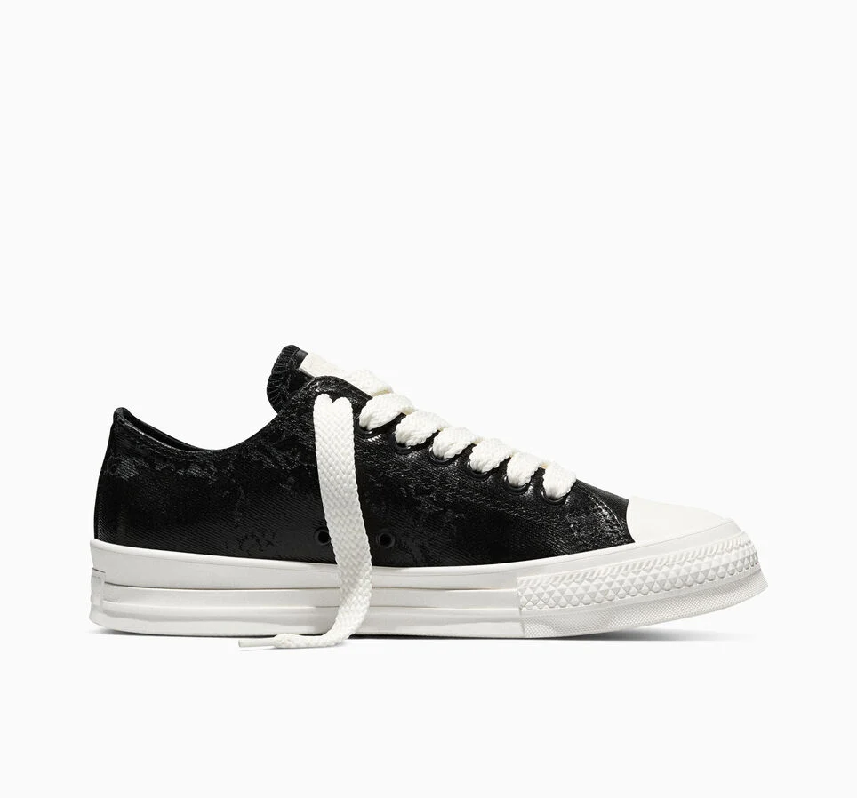 Chuck Taylor Throwback Waxed Denim Black/Vintage White