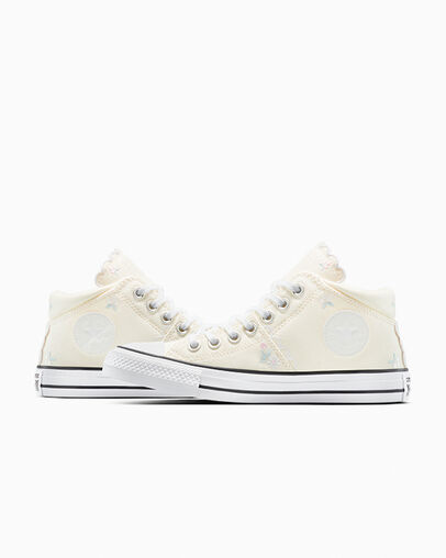 Chuck Taylor All Star Madison Embroidered Flowers Egret/White/Sugar Berry, Detail Angle View