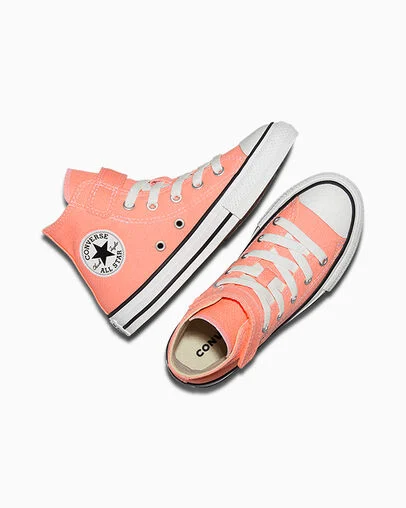 Chuck Taylor All Star Easy-On All Heat, Angled View