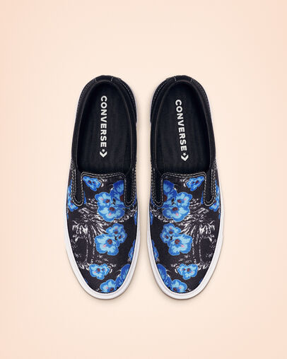 One Star CC Paradise Floral Slip Black/Totally Blue/White