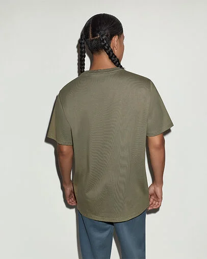 Chuck Taylor All Star Patch T-Shirt Converse Utility, Full Body View