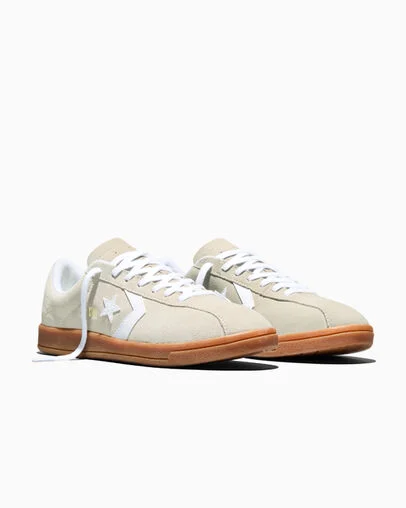 All Star Classic Trainer Suede Classic Ecru/White/Gum, Top and Side View