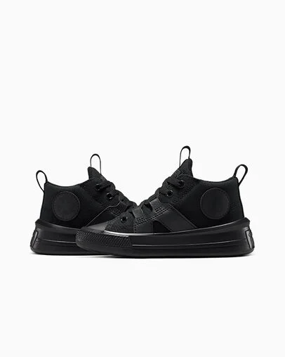 Chuck Taylor All Star Ultra Foundational Canvas Black/Black/Almost Black, Detail Angle View