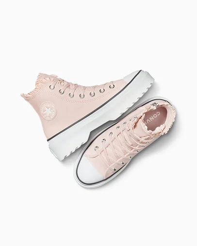Chuck Taylor All Star Lugged Lift Ruffles Blush Hush/White/Vamp Pyre, Angled View