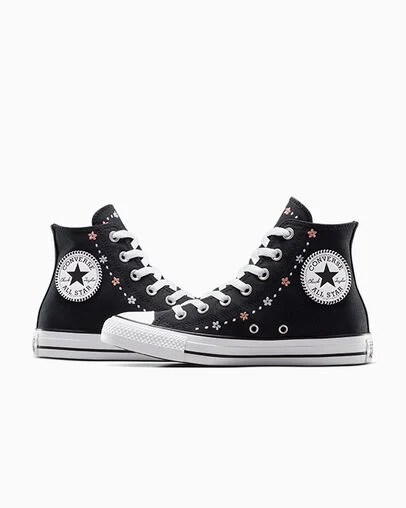 Chuck Taylor All Star Petite Petals Total Eclipse/White, Detail Angle View