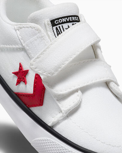 Belmont White/University Red/White, Detail Angle View