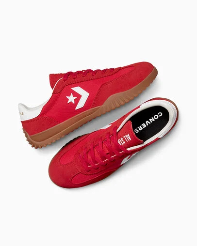 Run Star Trainer Red/White/Honey, Angled View