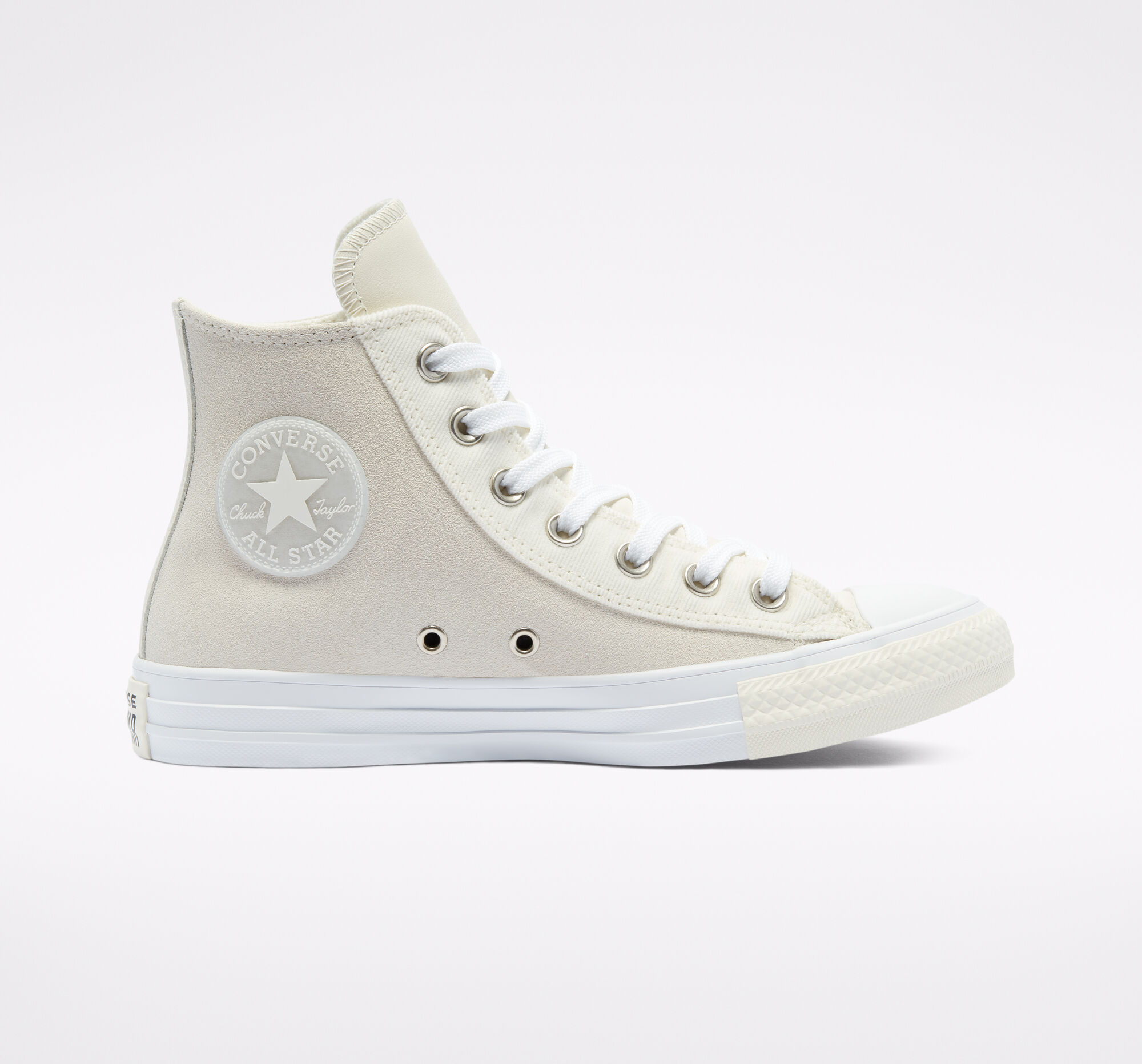 chuck taylor all star womens white