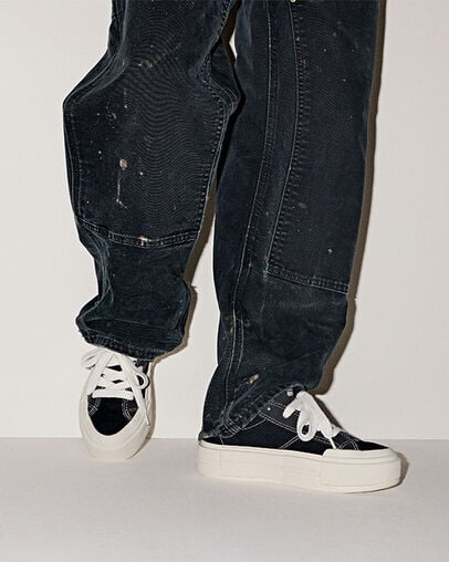 Converse Cruise Black/Egret/Black, On Foot Shot 2