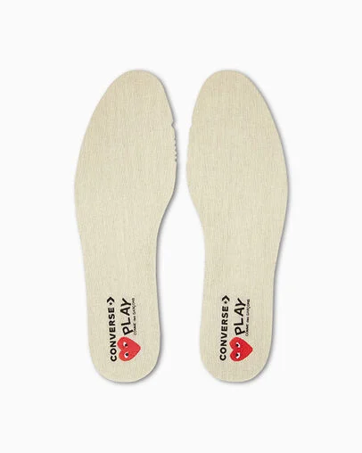 Converse x PLAY Comme des Gar&ccedil;ons Chuck 70 Multi Heart Black/High Risk Red/Egret, Detail Angle View