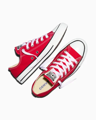 Chuck Taylor All Star Canvas Red, Angled View