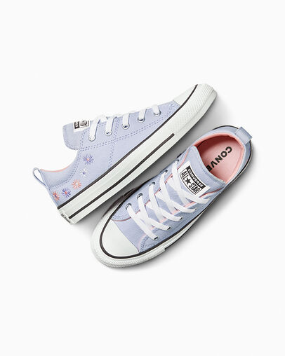 Chuck Taylor All Star Madison Embroidered Florals Blueberry Ice, Angled View