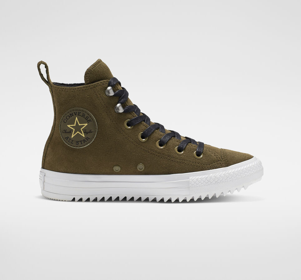 chuck taylor all star hiker leather high top