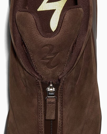 SHAI 001 Lux Truffle, Detail Angle View