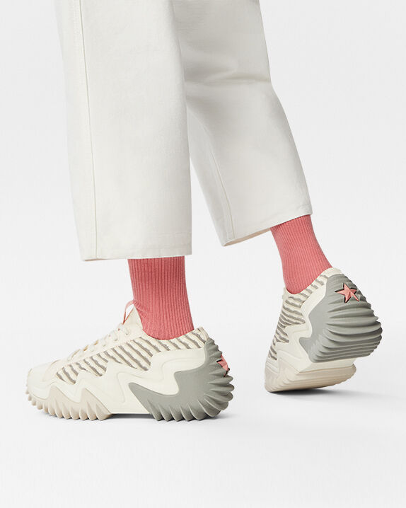 converse run star motion canvas platform