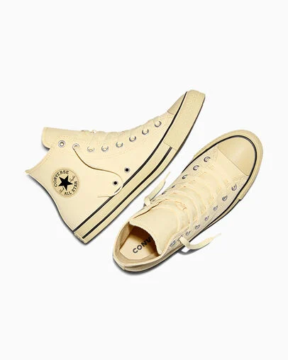 Chuck Taylor All Star Tonal Golden View/Hay Day/Black, Angled View