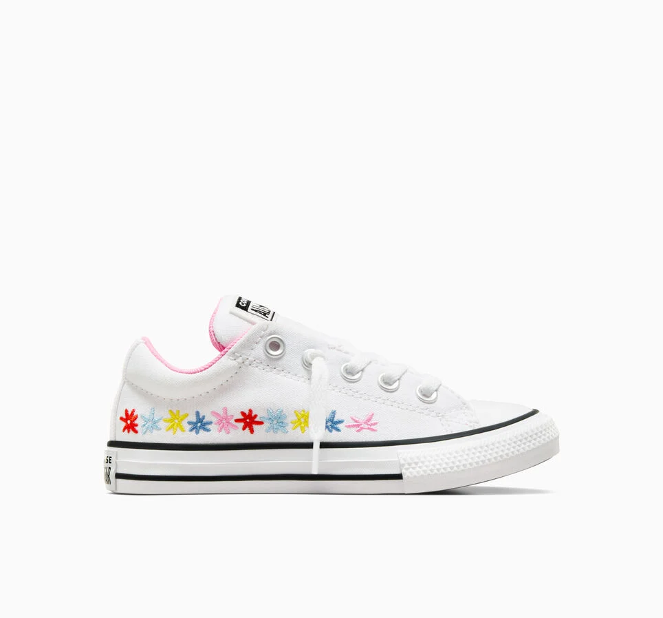 Chuck Taylor All Star Street Embroidered Flowers Easy-On White/Oops Pink/Fever Dream