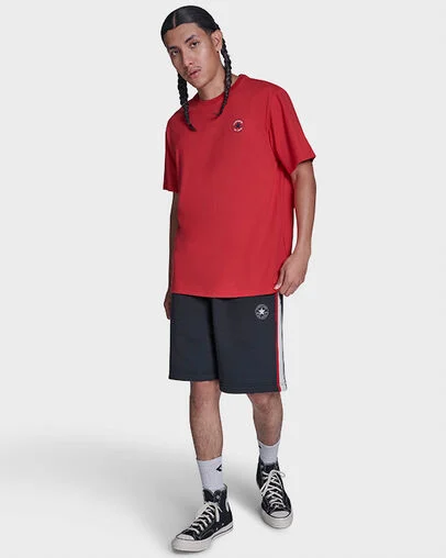 Chuck Taylor All Star Patch T-Shirt Red, Full Body View