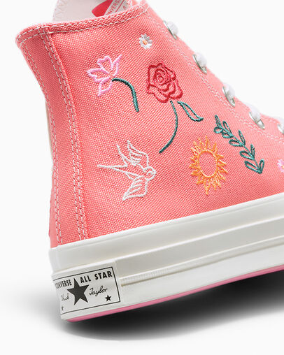 Chuck 70 Summer Embroidery Watermelon Slushy/Egret, Detail Angle View