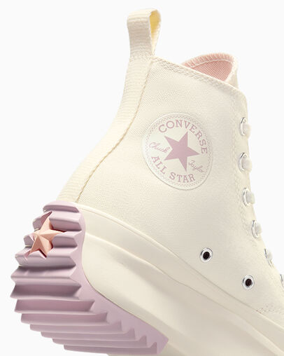 Run Star Hike Egret/Phantom Violet/Pink Sage, Detail Angle View