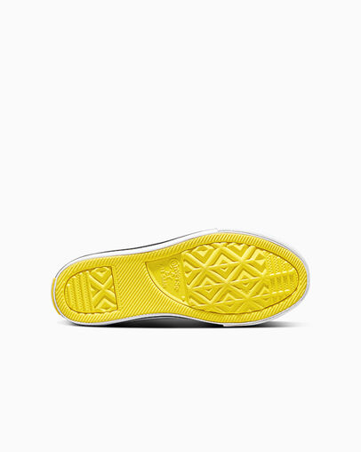 Converse x Minions Chuck Taylor All Star White/Yellow/White, Detail Angle View