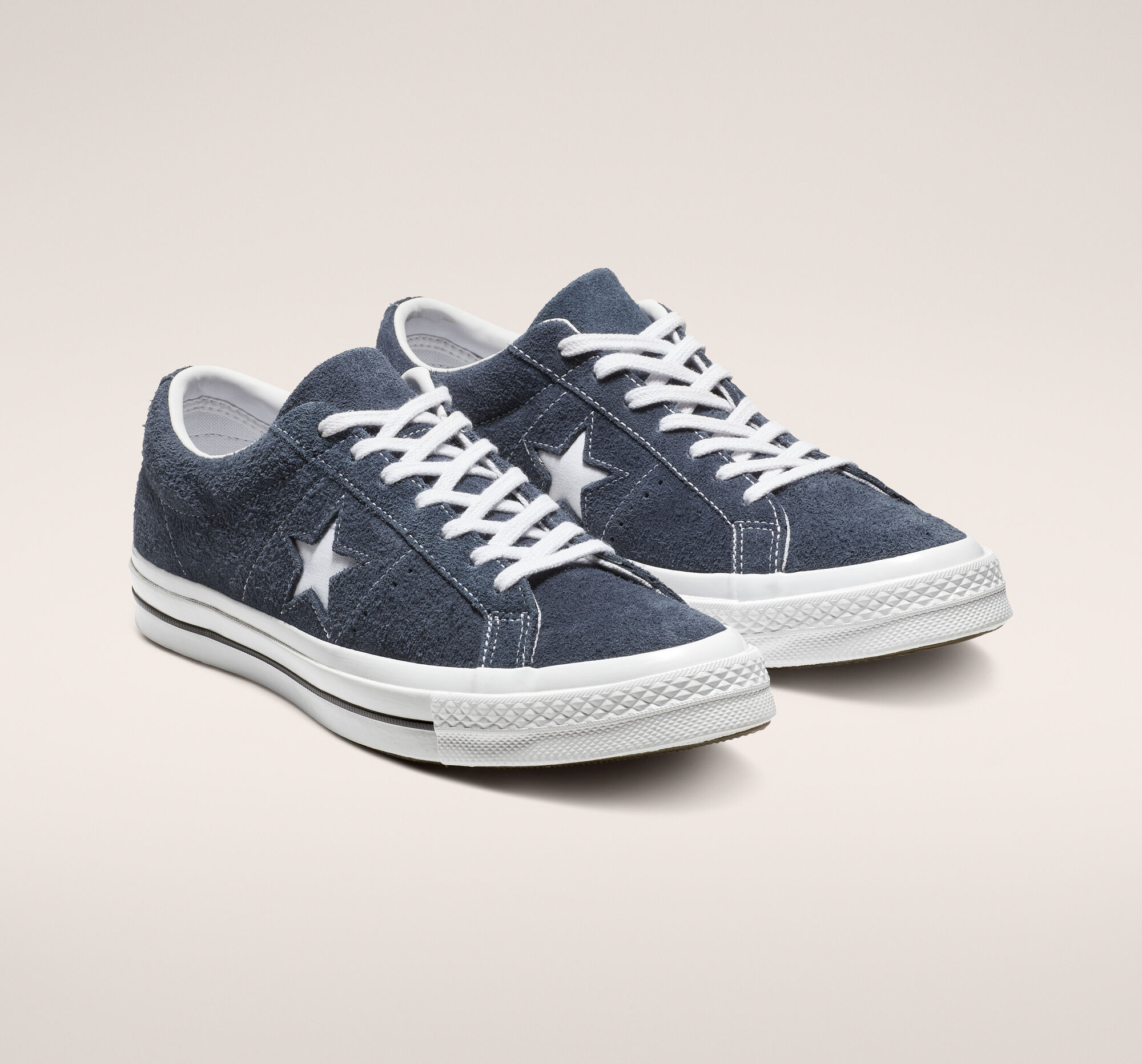 one star vintage suede low top