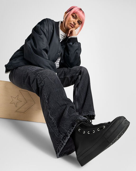 Chuck Taylor All Star Lift Platform Leather Women's High Top Shoe