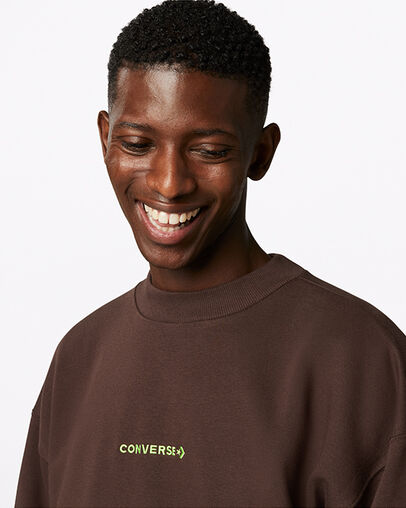 Wordmark Mock Neck Crew Earth