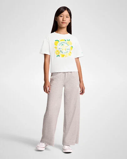 Cirtus T-Shirt White, Full Body View