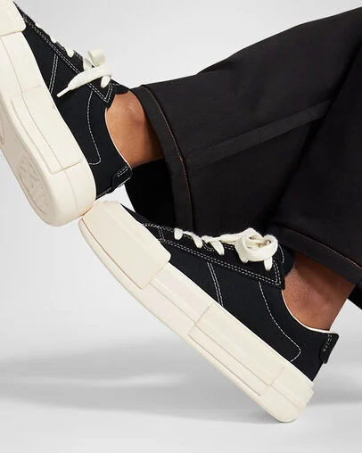 Converse Cruise Black/White/Black, Reflective View