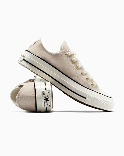 Chuck 70 Suede Pale Petal/Egret/Pale Petal, Detail Angle View