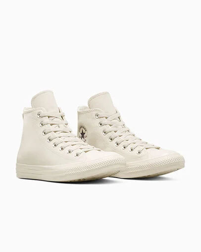 Chuck Taylor All Star Water-Repellent Leather Light Dune/Black/Light Dune, Top and Side View