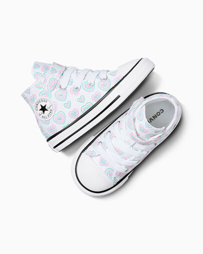 Chuck Taylor All Star Hearts Easy-On White/Oops Pink/White, Angled View
