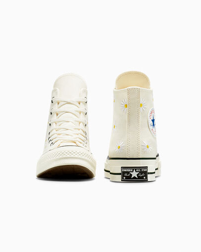 Chuck 70 Embroidered Daisies Egret/White/Black, Heel View