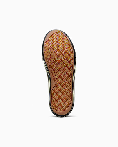 Star Player 76 Suede Engine Smoke/Black/Egret, Outsole View