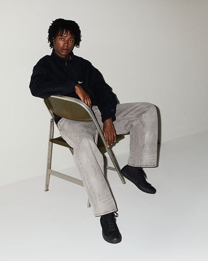 Chuck Taylor All Star Canvas Black Monochrome, On Foot Shot 1