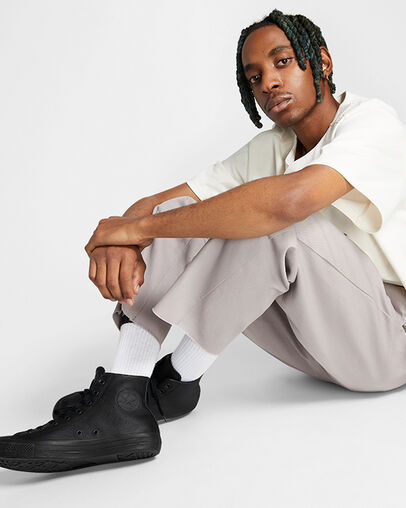 Chuck Taylor All Star Leather Black Mono, On Foot Shot 2