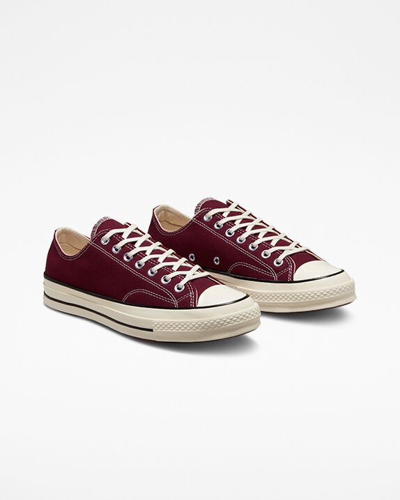 Low Top Shoes: Chuck Taylor, Chuck 70 