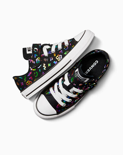 Chuck Taylor All Star Easy On Doodles Black/White/Black, Angled View