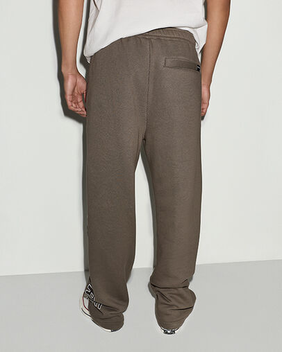 Converse Garage Relaxed Fleece Sweatpant Truffle, Full Body View