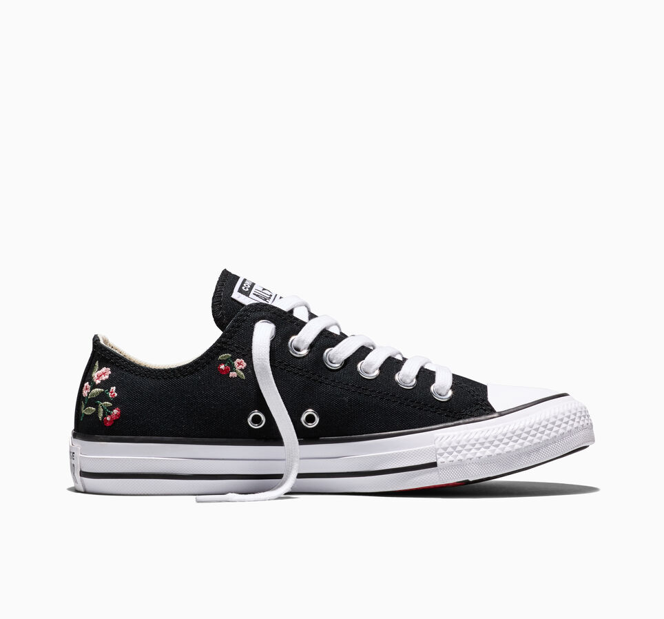 Chuck Taylor All Star Cherry Blossoms Black/White/Red